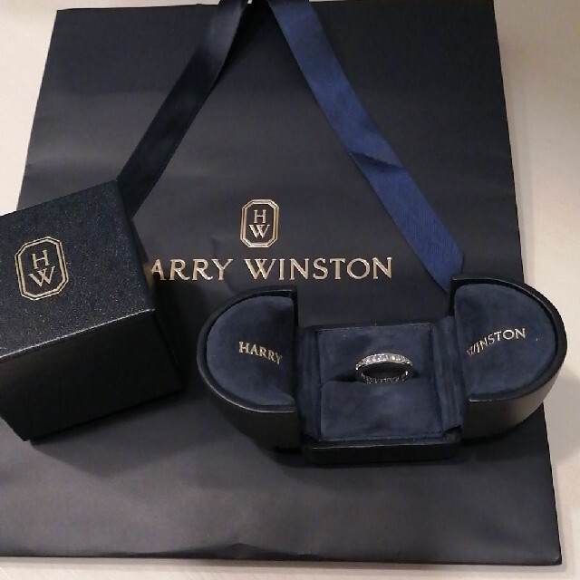 HARRY WINSTON(ハリーウィンストン)のハリーウィンストン　プリンセスカットフルエタニティリング　５号　ダイヤプラチナ レディースのアクセサリー(リング(指輪))の商品写真