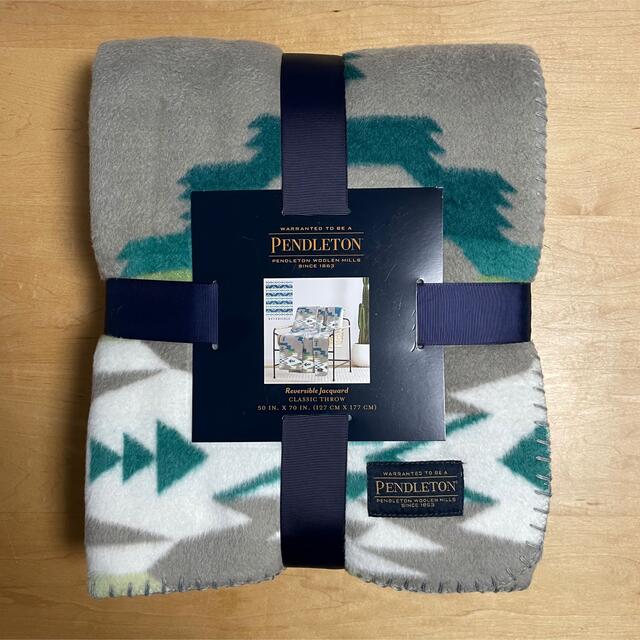 PENDLETON(ペンドルトン)の【新品・送料込み】ペンドルトン ジャガード大判サイズひざ掛け 灰×碧 インテリア/住まい/日用品のインテリア/住まい/日用品 その他(その他)の商品写真