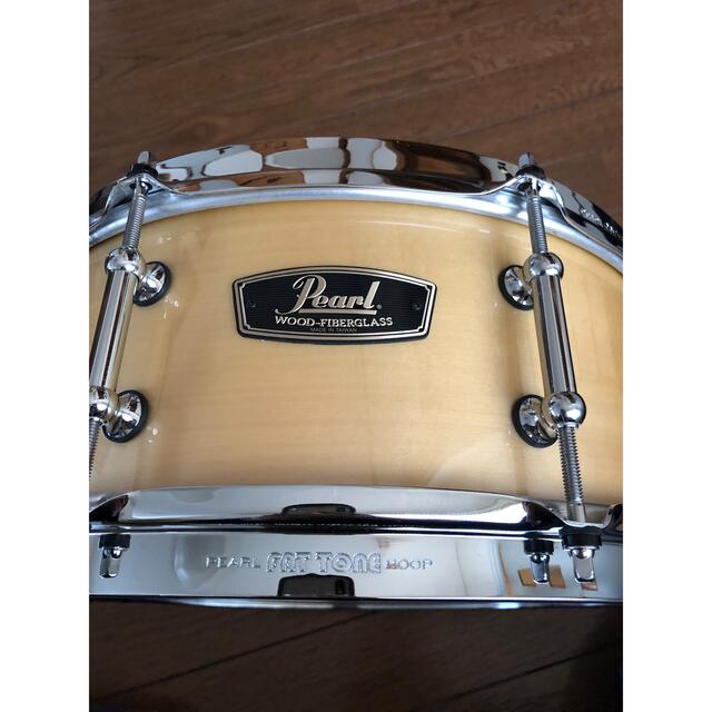 pearl(パール)の【超美品】ウッドファイバーグラス スネアドラム 14インチ Pearl 楽器のドラム(スネア)の商品写真