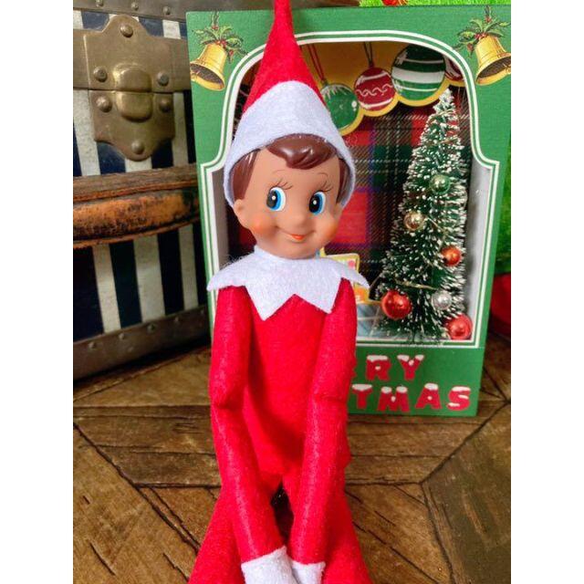 クリスマス 人形 赤 、緑　２体セット　エルフ エンタメ/ホビーのおもちゃ/ぬいぐるみ(その他)の商品写真