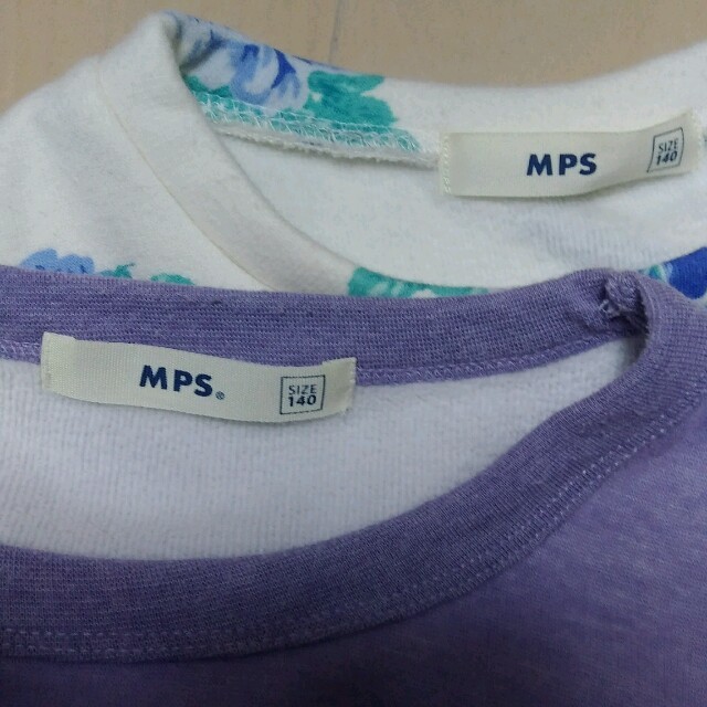 MPS(エムピーエス)のﾗｲﾄｵﾝ　140サイズトレーナーセット キッズ/ベビー/マタニティのキッズ服女の子用(90cm~)(Tシャツ/カットソー)の商品写真