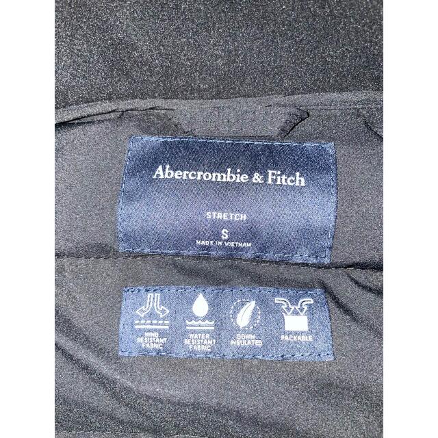 Abercrombie & Fitch 軽量ダウンベスト