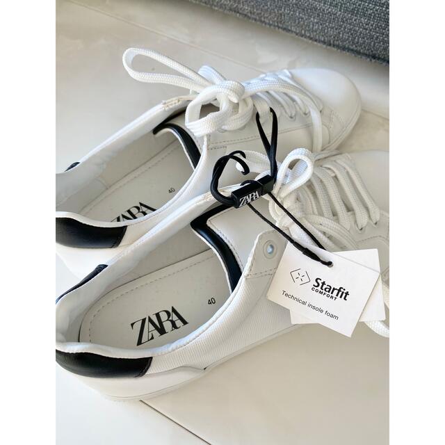 ZARA(ザラ)の新品♪ 今期　ZARA ホワイトスニーカー　40 メンズの靴/シューズ(スニーカー)の商品写真