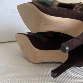 新品　未使用　マノロブラニク　manoloblahnik ファー　39  ブーツ