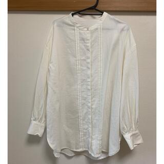 シマムラ(しまむら)のterawearemu  フロントタックシャツ mサイズ 白(シャツ/ブラウス(長袖/七分))
