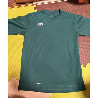 ニューバランス(New Balance)のサッカーTシャツ　練習着(ウェア)