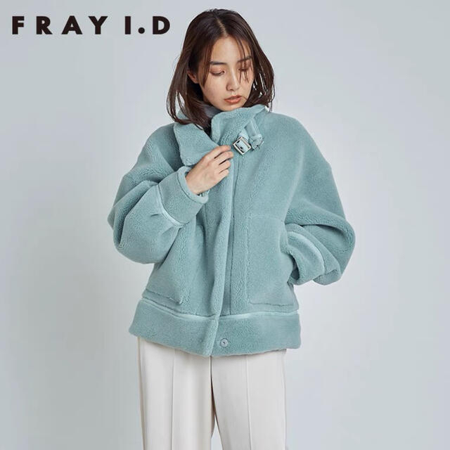 FRAY I.D(フレイアイディー)のFRAY I.D  ボンバージャケット レディースのジャケット/アウター(毛皮/ファーコート)の商品写真