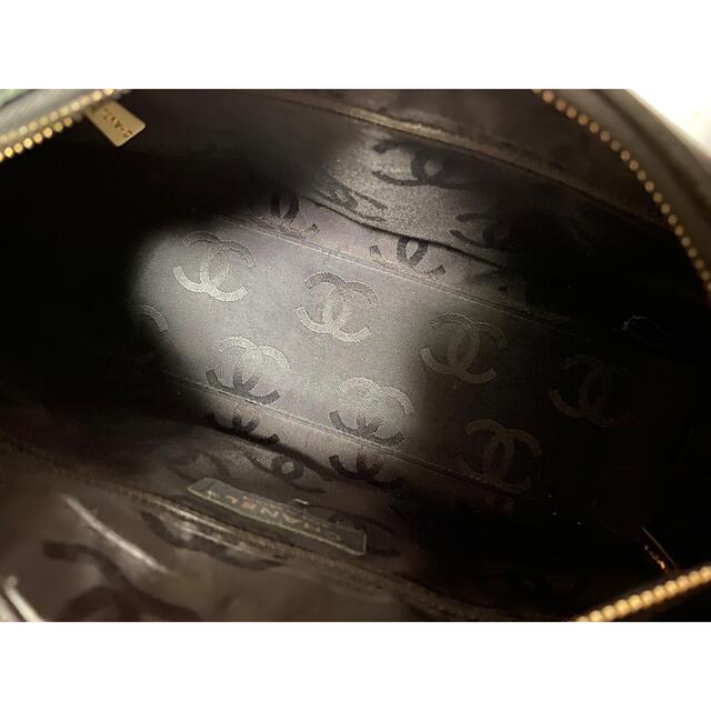 CHANEL(シャネル)のシャネル　CHANEL【正規品】極美品　バッグ　マトラッセ　ワイルドステッチ レディースのバッグ(ショルダーバッグ)の商品写真