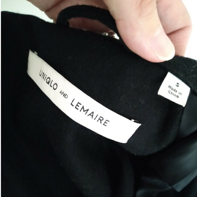 LEMAIRE(ルメール)のユニクロルメール　コート　カシミヤ レディースのジャケット/アウター(ロングコート)の商品写真