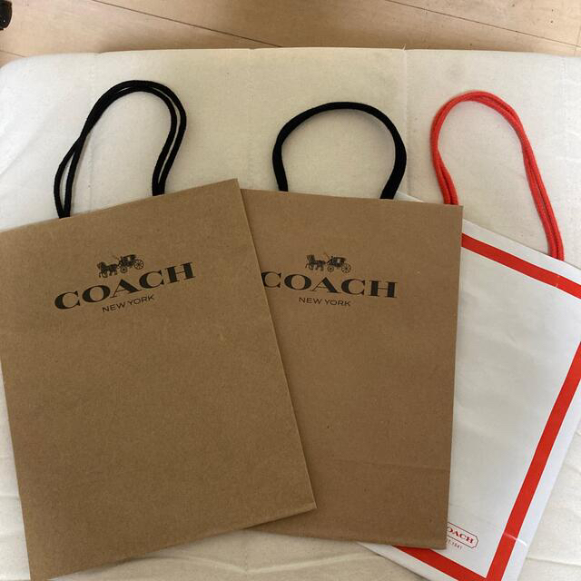 COACH(コーチ)のマッキー様専用　コーチ　coach ショップ袋　3種類　４枚組 レディースのバッグ(ショップ袋)の商品写真