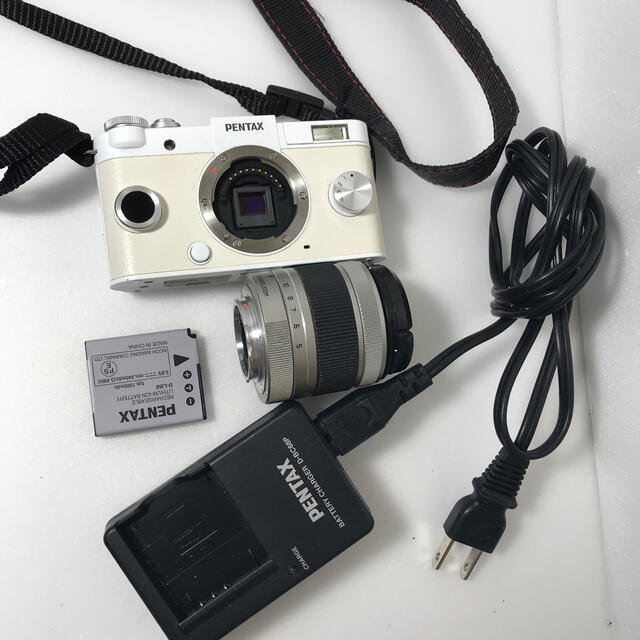 Pentax Q-S1 標準ズームレンズカメラ