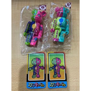 メディコムトイ(MEDICOM TOY)のシリーズ30 ベアブリック ARTIST アーティス 裏表 ガッキーくん(その他)