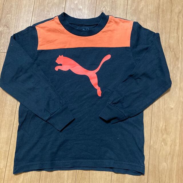 PUMA(プーマ)のPUMA プーマ長袖Tシャツ 120 130 2枚セット キッズ/ベビー/マタニティのキッズ服男の子用(90cm~)(Tシャツ/カットソー)の商品写真