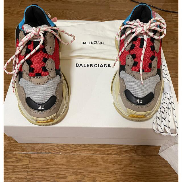 靴/シューズBALENCIAGA Tripl S