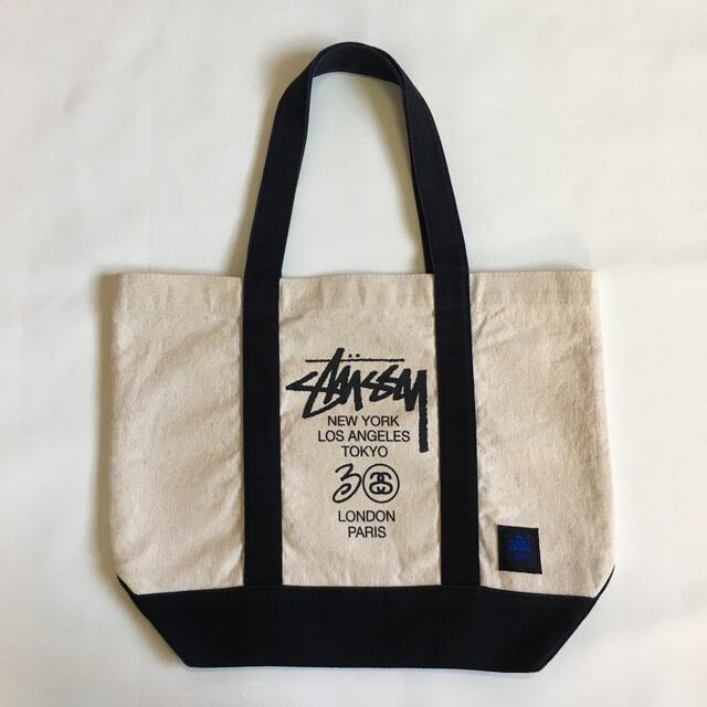 STUSSY(ステューシー)のSTUSSY(ステューシー)キャンバストートバックエコバッグ30th レディースのバッグ(トートバッグ)の商品写真