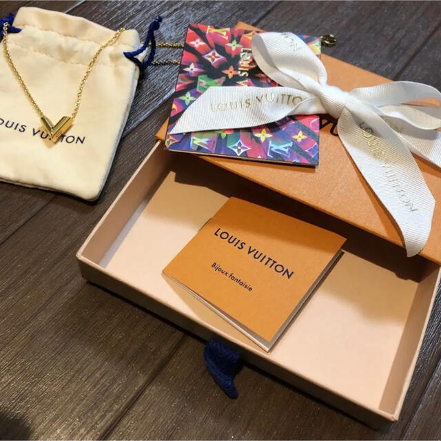 LOUIS VUITTON(ルイヴィトン)のルイヴィトン　ネックレス　ゴールド メンズのアクセサリー(ネックレス)の商品写真