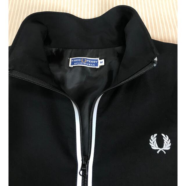 FRED PERRY(フレッドペリー)のFRED PERRY SPORTSWEAR スポーティなのも持ってるわジャケット レディースのジャケット/アウター(ブルゾン)の商品写真