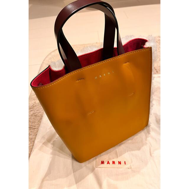 Marni(マルニ)のマルニ　ミュゼオ　トートバッグ　レザー　ムートン レディースのバッグ(トートバッグ)の商品写真