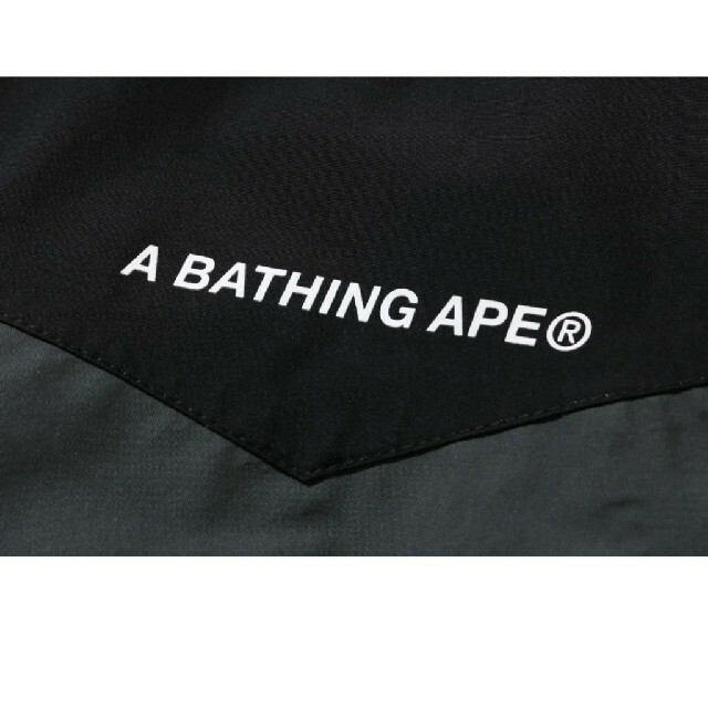 A BATHING APE(アベイシングエイプ)のA BATHING APE BAPE 3 LAYER HOODIE JACKET メンズのジャケット/アウター(マウンテンパーカー)の商品写真