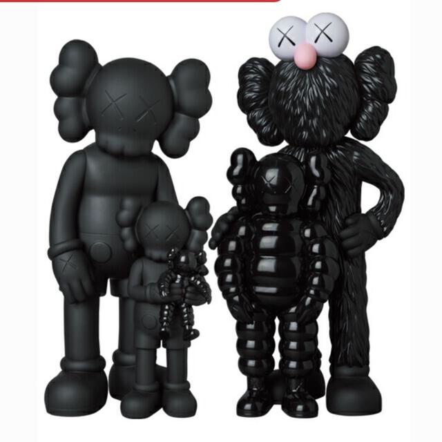 エンタメ/ホビーKAWS FAMILY BLACK