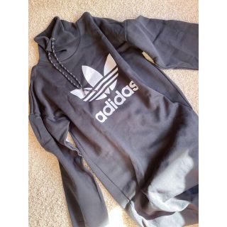 アディダス(adidas)のadidas ファレルコラボ(ひざ丈ワンピース)