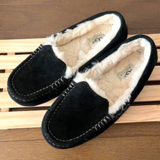 アグ(UGG)の☆ ☆UGG アンスレー モカシン　22cm 黒(スリッポン/モカシン)