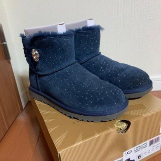 アグ(UGG)のUGG  MINI BAILEY BUTTONS(ブーツ)