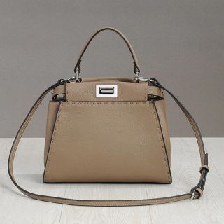 新品未使用 本革 ピーカブー風バッグ ベージュ