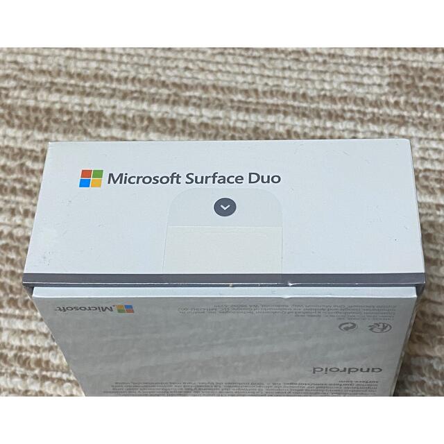 Microsoft(マイクロソフト)の【新品未開封】Surface duo 256gb SIMロック解除コード付き スマホ/家電/カメラのスマートフォン/携帯電話(スマートフォン本体)の商品写真