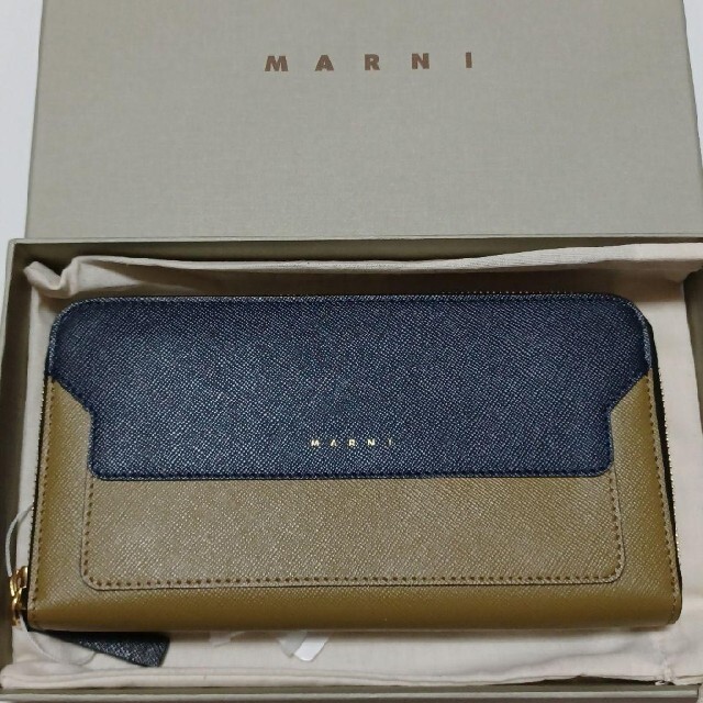 Marni(マルニ)のMARNI 長財布　新品未使用 レディースのファッション小物(財布)の商品写真