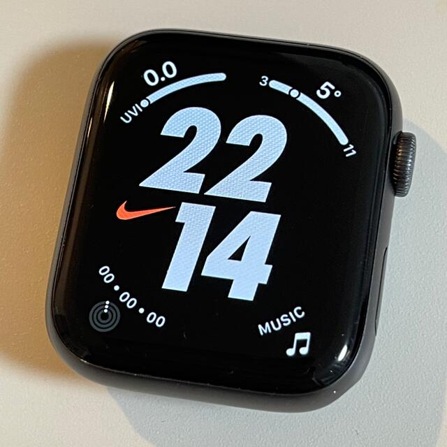 Apple(アップル)のApple Watch 5 GPS 44mm NIKE＋限定モデル 極美品 スマホ/家電/カメラのスマートフォン/携帯電話(その他)の商品写真