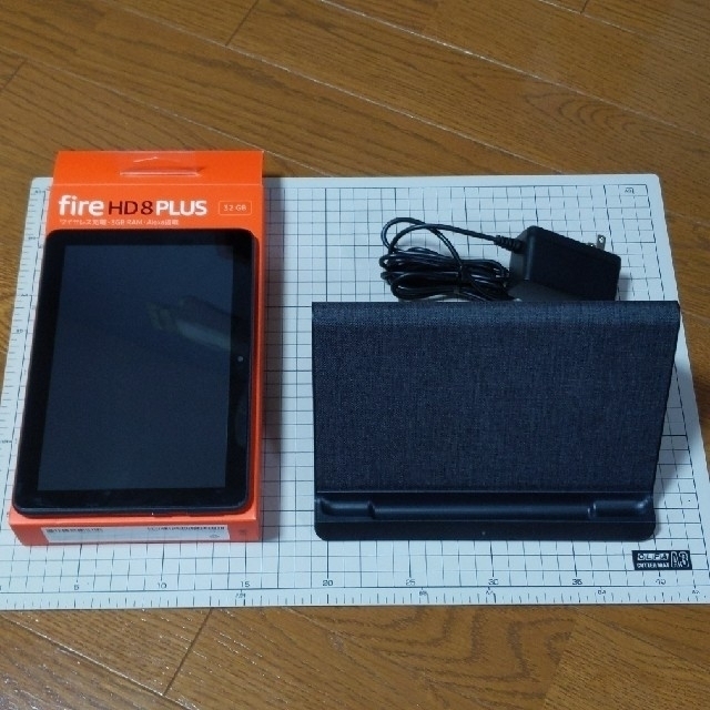 Fire HD 8 Plus 32GB タブレット 専用ワイヤレス充電スタンド