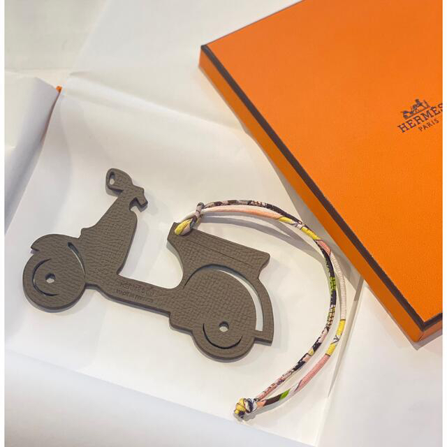 Hermes(エルメス)のHERMESプティアッシュ スクーター レディースのアクセサリー(チャーム)の商品写真