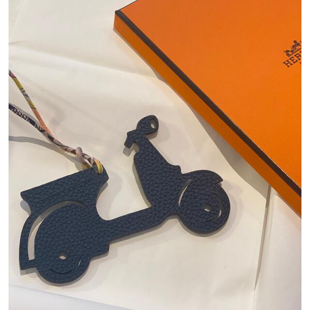 Hermes(エルメス)のHERMESプティアッシュ スクーター レディースのアクセサリー(チャーム)の商品写真