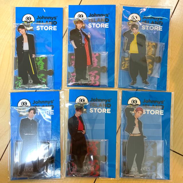 Johnny's(ジャニーズ)の近々消去予定です。新品未開封！SixTONES アクスタ　6つセット エンタメ/ホビーのタレントグッズ(アイドルグッズ)の商品写真