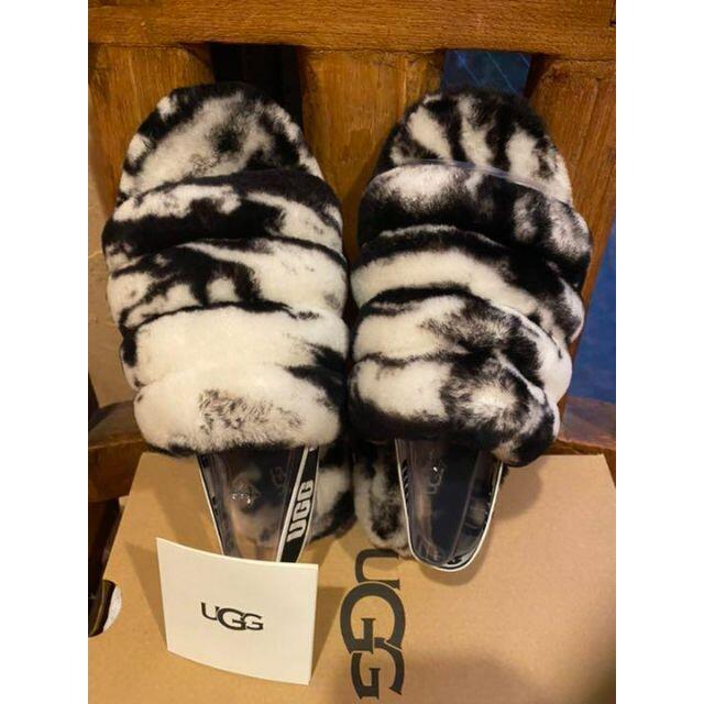 UGG(アグ)の完売しました。。。。。。✨25～25.5cm✨UGG✨ FLUFF YEAH レディースの靴/シューズ(サンダル)の商品写真