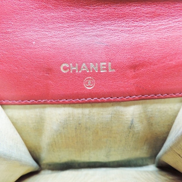 CHANEL(シャネル)のCHANEL(シャネル) コインケース - レッド レディースのファッション小物(コインケース)の商品写真