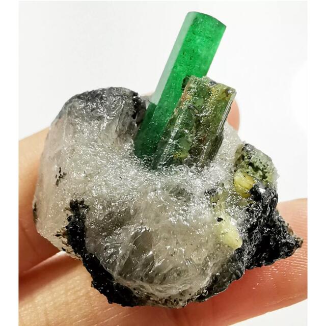 絶対お得です 86.0Ct エメラルド原石 ザンビア産 tgr.nmwrri.nmsu.edu