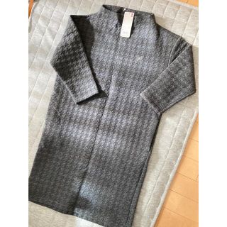 ユニクロ(UNIQLO)の[新品タグ付]uniqlo ジャカードワンピース(七分袖) グレー(ひざ丈ワンピース)