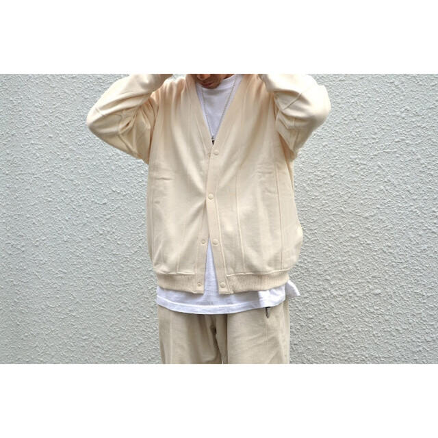 1LDK SELECT(ワンエルディーケーセレクト)の20aw M no roll sadwalk cardigan white メンズのトップス(カーディガン)の商品写真