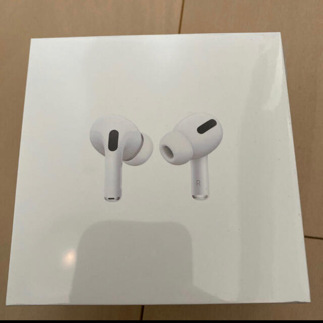 Apple(アップル)の【新品 APPLE MWP22J/A AirPods Pro　エアーポッズプロ スマホ/家電/カメラのオーディオ機器(ヘッドフォン/イヤフォン)の商品写真