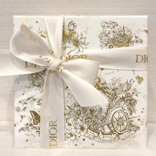 クリスチャンディオール(Christian Dior)のDIOR クリスマス 箱 リボン ゴールド(ラッピング/包装)