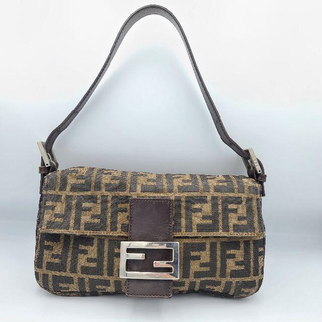 確実正規品　FENDI ズッカ柄　マンマバケット