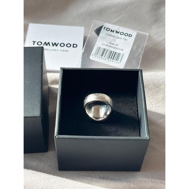 TOM WOOD Cushion Gold Top52 メンズのアクセサリー(リング(指輪))の商品写真