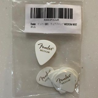 フェンダー(Fender)の【新品・未使用】フェンダー　ピック　ティアドロップ　MEDIUM  9枚(その他)