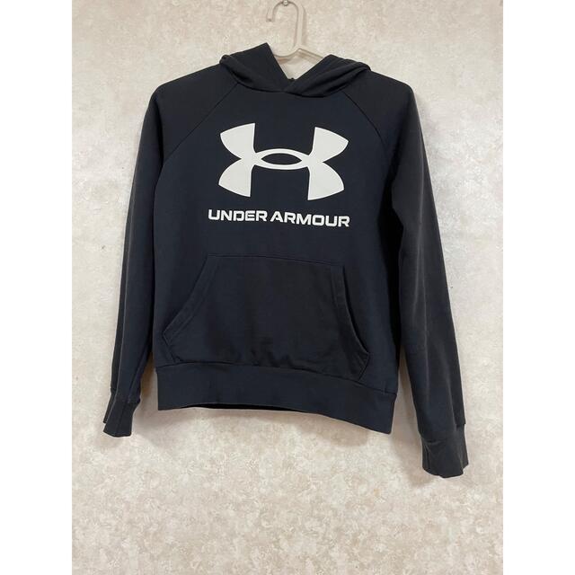 UNDER ARMOUR(アンダーアーマー)のアンダーアーマーパーカー★キッズ キッズ/ベビー/マタニティのキッズ服男の子用(90cm~)(ジャケット/上着)の商品写真