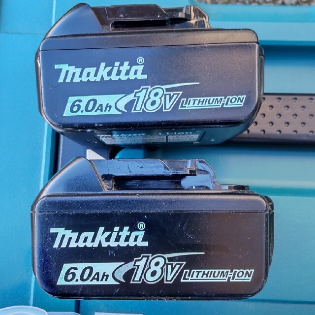 マキタ　充電器　バッテリー18V
