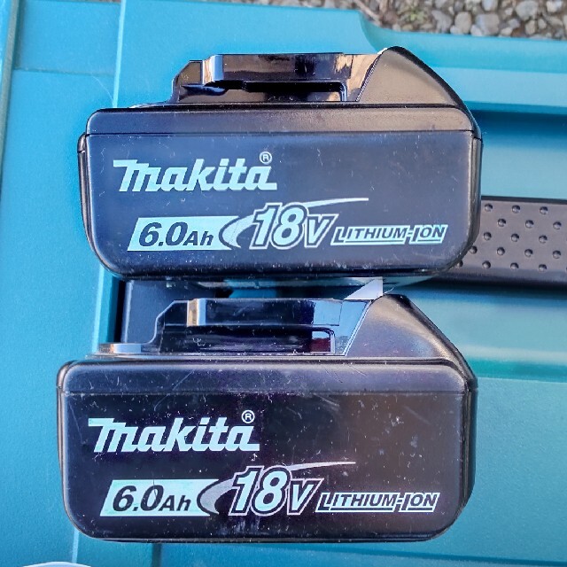 マキタ　充電器　バッテリー18V