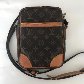 ルイヴィトン(LOUIS VUITTON)のLOUIS VUITTON ルイヴィトン ダヌーブ(ショルダーバッグ)