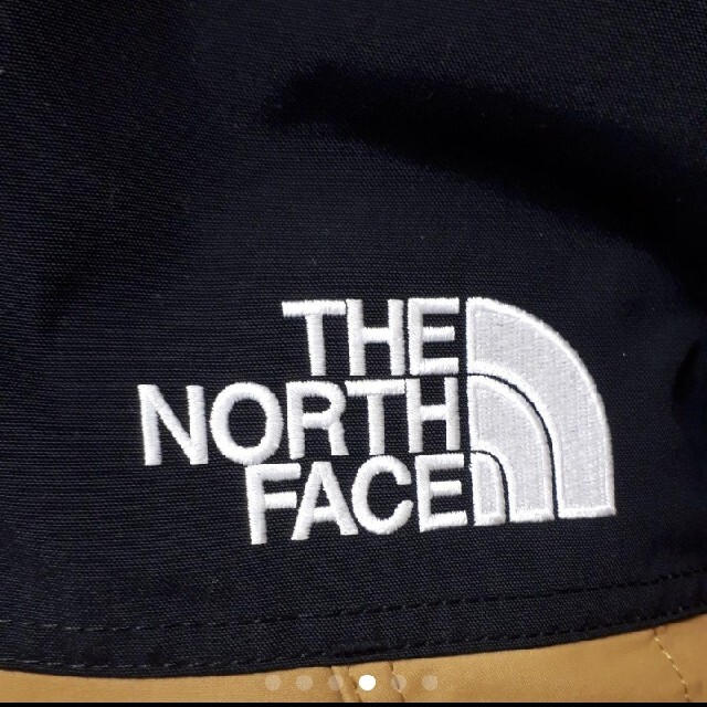 THE NORTH FACE(ザノースフェイス)のノースフェイス　マウンテンダウン　ブリティッシュカーキ メンズのジャケット/アウター(ダウンジャケット)の商品写真